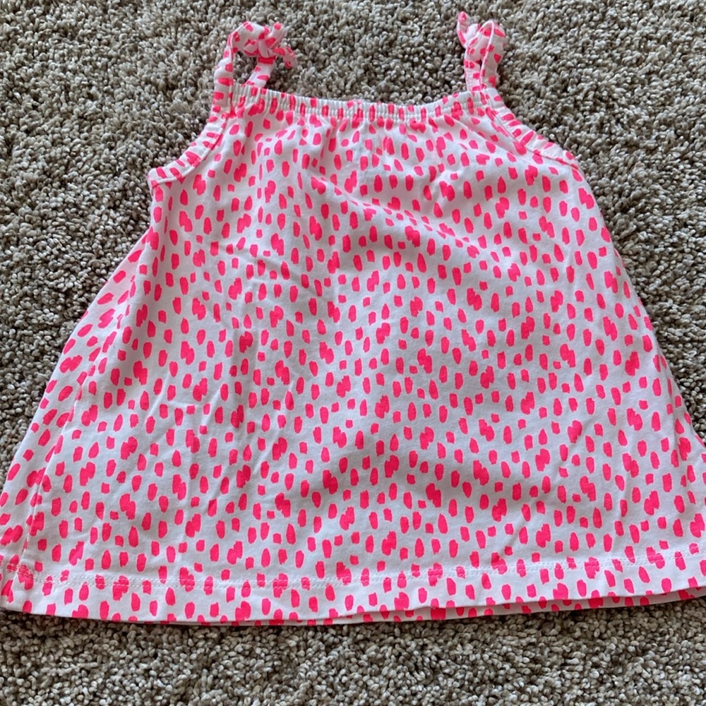 Two tunic-style tops (Carter’s , Maggie & Zoe), 12 months size - Picture 13 of 15